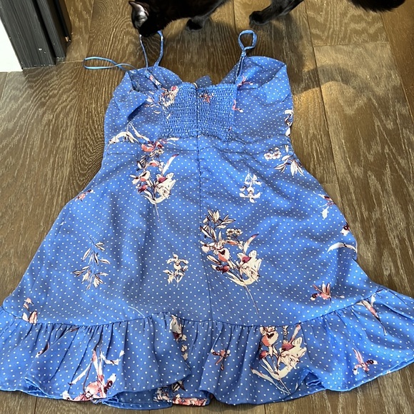 Lost & Wander Vanessa Periwinkle tie front dress size medium - Picture 5 of 5